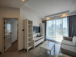 For rent 2 Beds condo in Huai Khwang, Bangkok