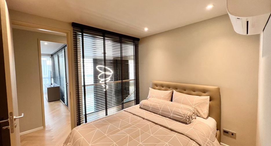 For rent 4 bedrooms condo in Watthana, Bangkok
