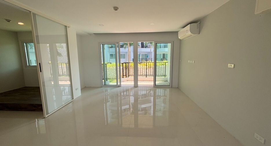 For sale 2 Beds condo in Klaeng, Rayong