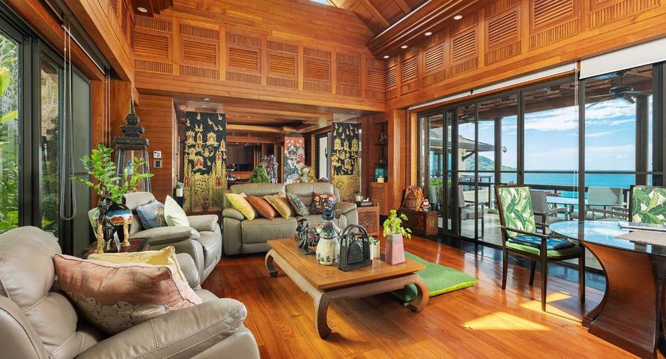 For sale 5 bedrooms villa in Mueang Phuket, Phuket