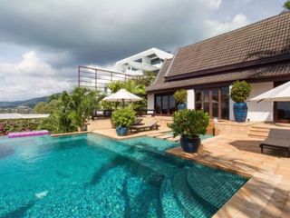 For sale 5 bedrooms villa in Mueang Phuket, Phuket
