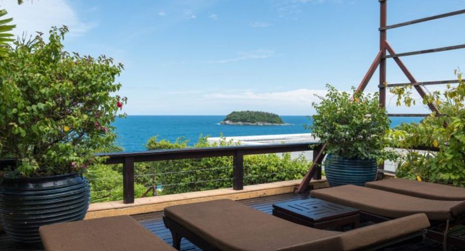 For sale 5 bedrooms villa in Mueang Phuket, Phuket