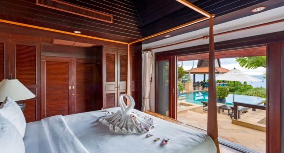 For sale 5 bedrooms villa in Mueang Phuket, Phuket
