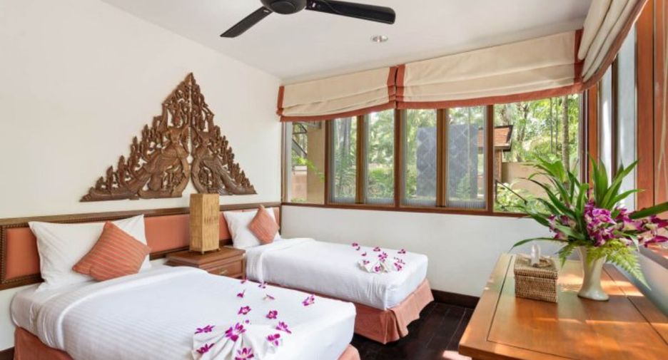 For sale 5 bedrooms villa in Mueang Phuket, Phuket
