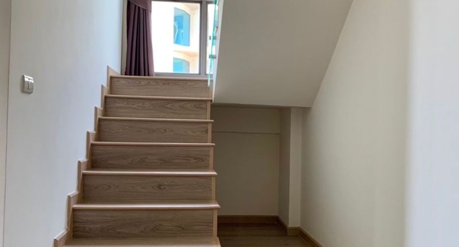 For rent and for sale 3 bedrooms condo in Si Racha, Chonburi