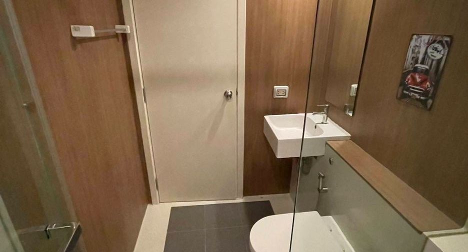 À vendre 1 chambre condo à Sathon, Bangkok