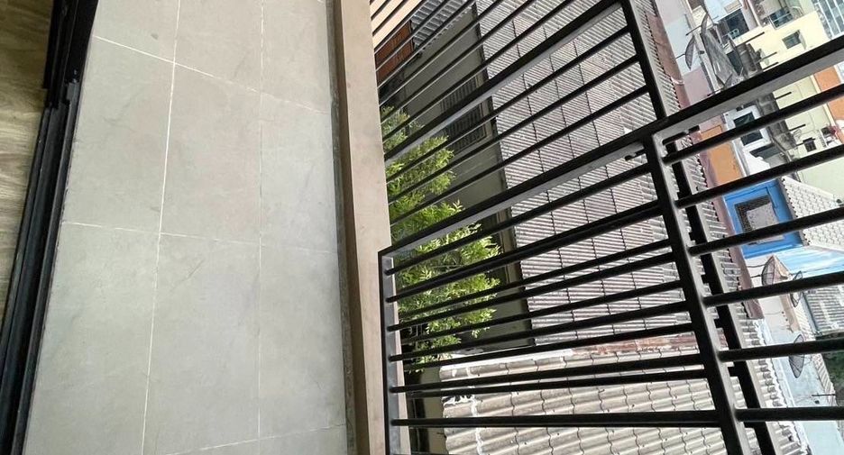 À vendre 1 chambre condo à Sathon, Bangkok