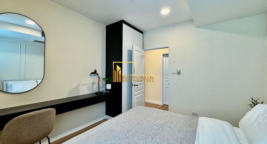 For rent 3 bedrooms condo in Pathum Wan, Bangkok