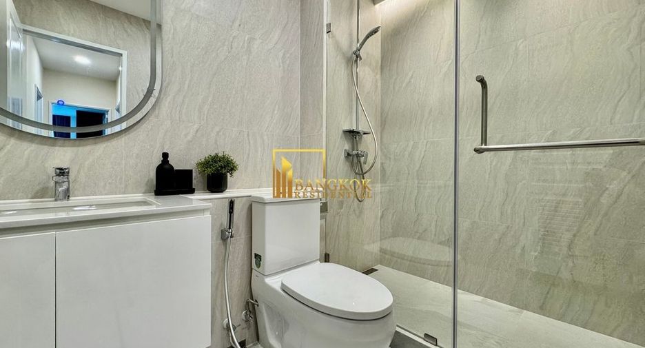For rent 3 bedrooms condo in Pathum Wan, Bangkok