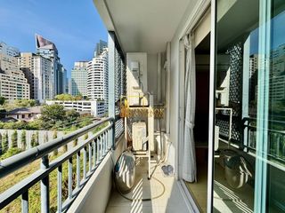 À louer 2 chambres condo à Watthana, Bangkok