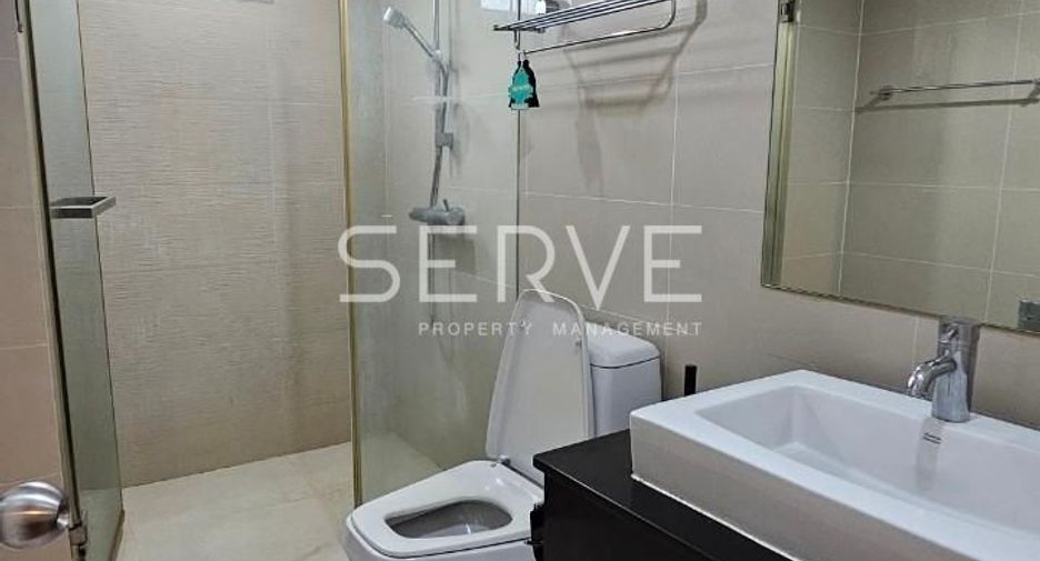 For rent 2 bed condo in Huai Khwang, Bangkok