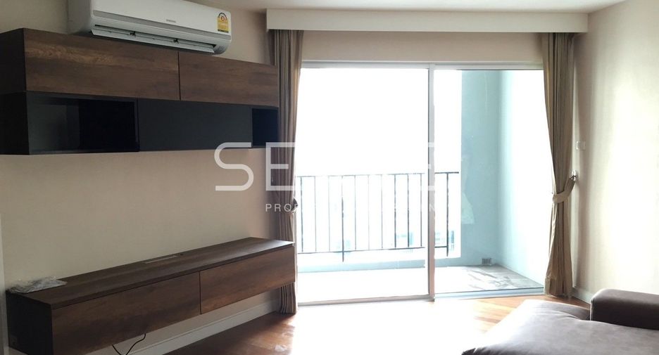 For rent 2 bed condo in Huai Khwang, Bangkok