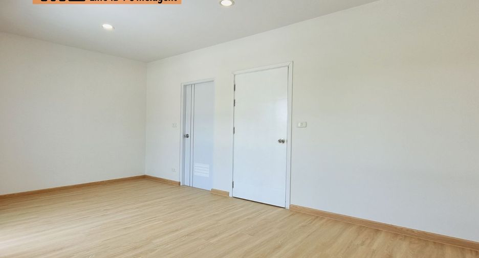 Local comercial en venta de 3 habitaciones en Suan Luang, Bangkok