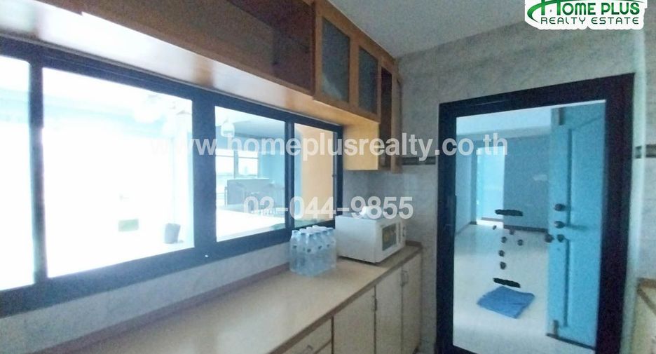 For sale 2 bedrooms condo in Pak Kret, Nonthaburi