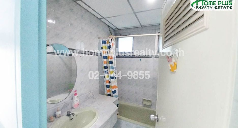 For sale 2 bedrooms condo in Pak Kret, Nonthaburi