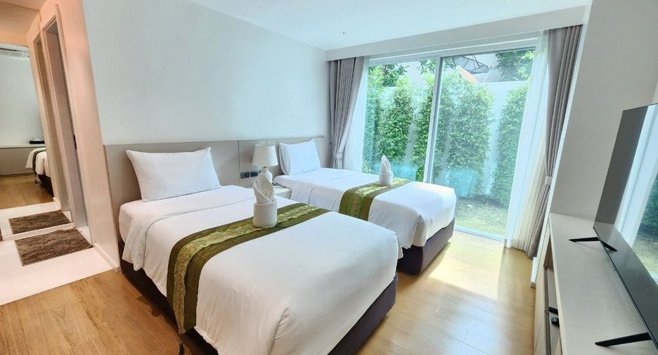 For rent 4 bedrooms apartment in Khlong Toei, Bangkok