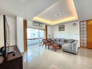 À louer 3 chambres appartement à Bang Rak, Bangkok