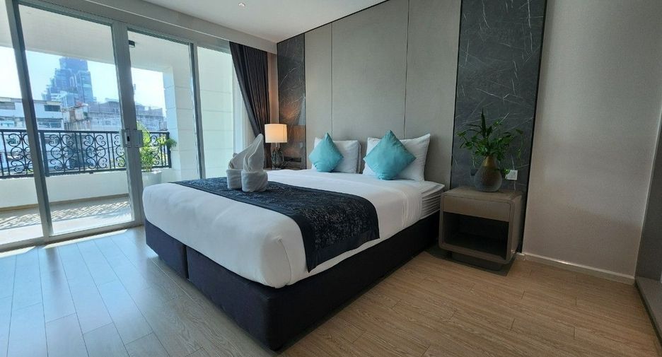 For rent 2 bedrooms apartment in Khlong Toei, Bangkok