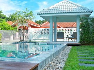 Villa zur Miete und zum Kauf mit 4 Zimmer in San Kamphaeng, Chiang Mai