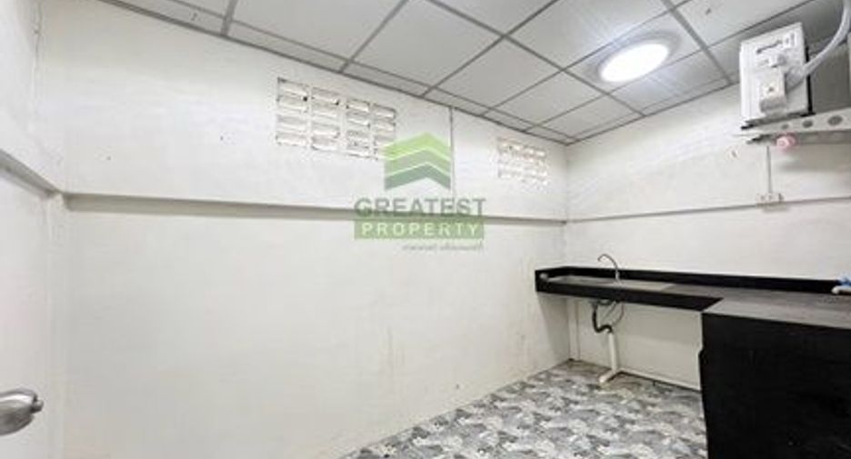 Casa adosada en venta de 1 habitaciones en Thanyaburi, Pathum Thani