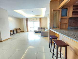 À louer 3 chambres appartement à Bang Rak, Bangkok