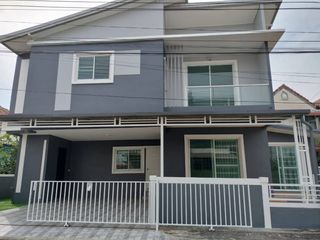 For sale 3 Beds house in Lam Luk Ka, Pathum Thani