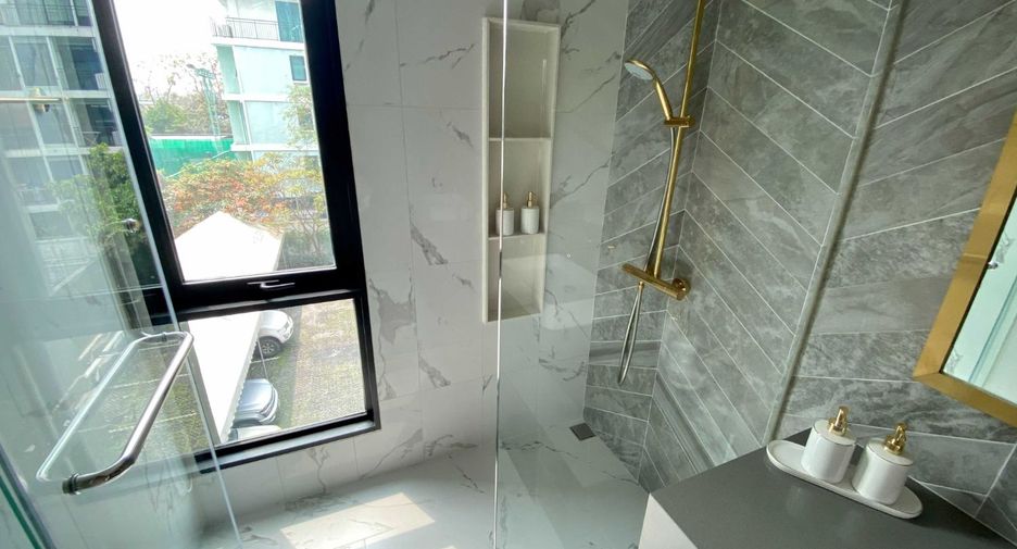 For rent 2 ベッドルーム condo in Khlong Toei, Bangkok
