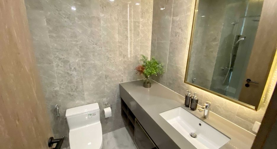 For rent 2 ベッドルーム condo in Khlong Toei, Bangkok