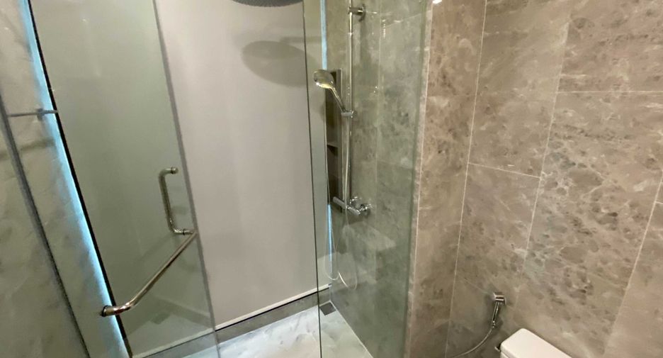 For rent 2 ベッドルーム condo in Khlong Toei, Bangkok
