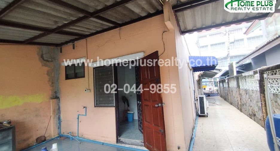 For sale 2 ベッドルーム house in Khlong Sam Wa, Bangkok