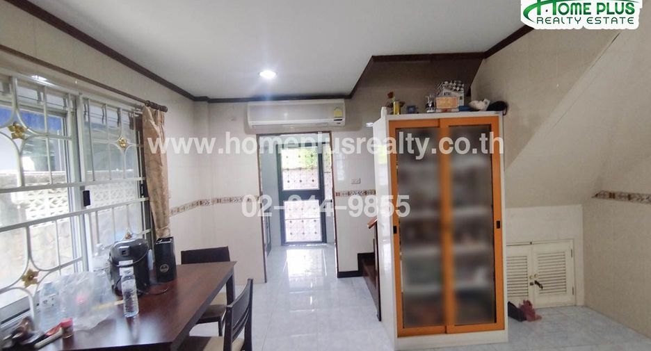 For sale 2 ベッドルーム house in Khlong Sam Wa, Bangkok