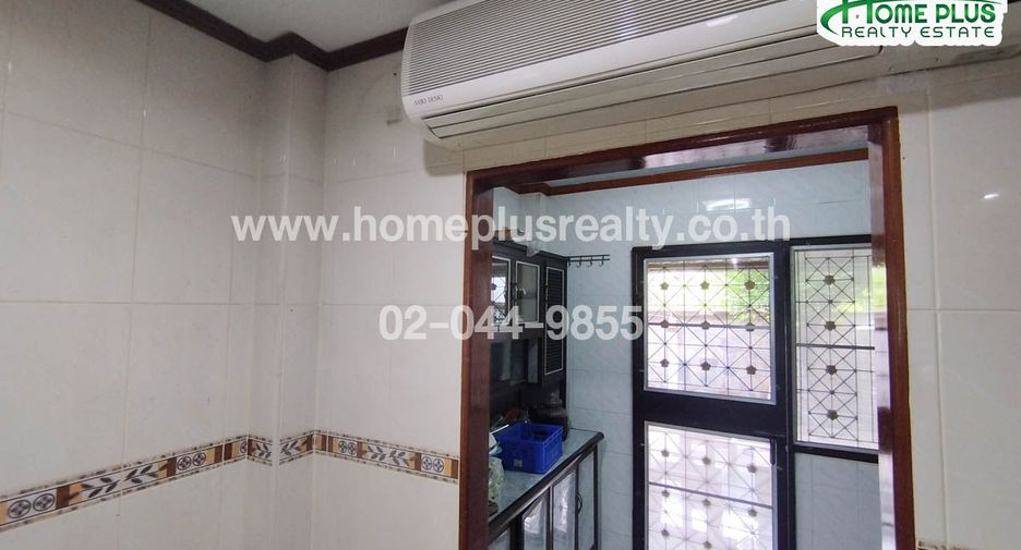 For sale 2 ベッドルーム house in Khlong Sam Wa, Bangkok
