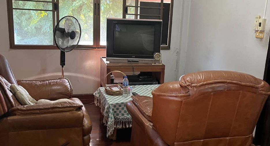 For sale 2 bedrooms house in Mueang Samut Prakan, Samut Prakan