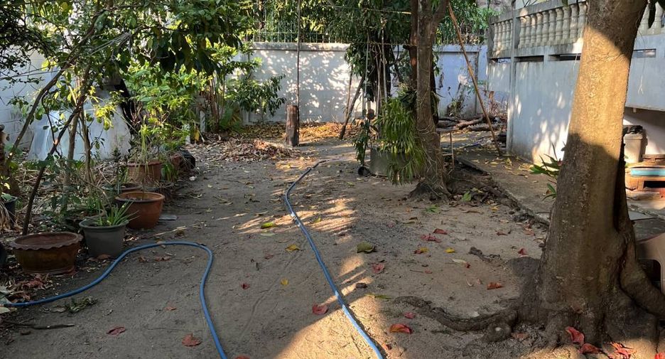 For sale 2 bedrooms house in Mueang Samut Prakan, Samut Prakan
