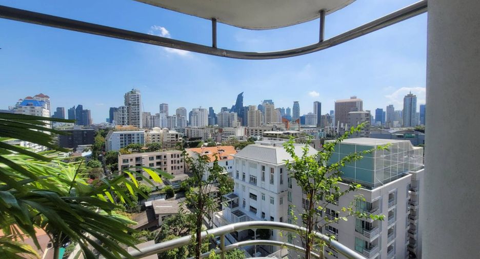 Apartamento en alquiler de 2 habitaciones en Khlong Toei, Bangkok