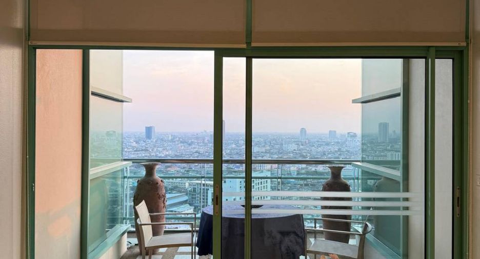 Condo en venta de 2 habitaciones en Bang Kho Laem, Bangkok