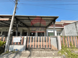 For sale 2 bed townhouse in Nuea Khlong, Krabi