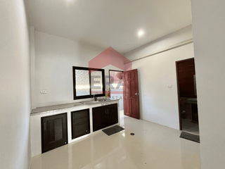 For sale 2 bed townhouse in Nuea Khlong, Krabi