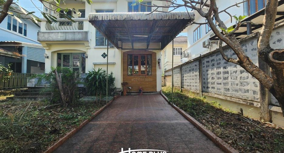 For sale 3 bedrooms house in Bang Khun Thian, Bangkok