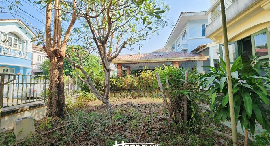 For sale 3 bedrooms house in Bang Khun Thian, Bangkok