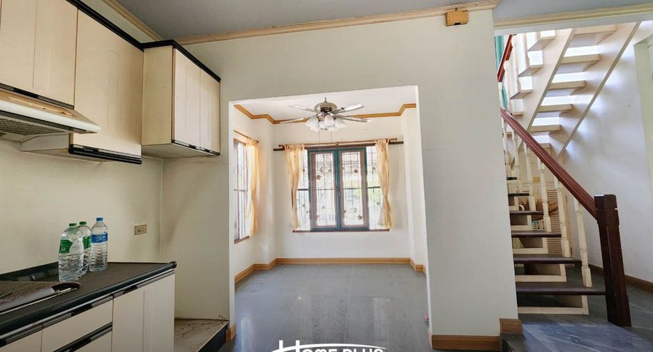 For sale 3 bedrooms house in Bang Khun Thian, Bangkok