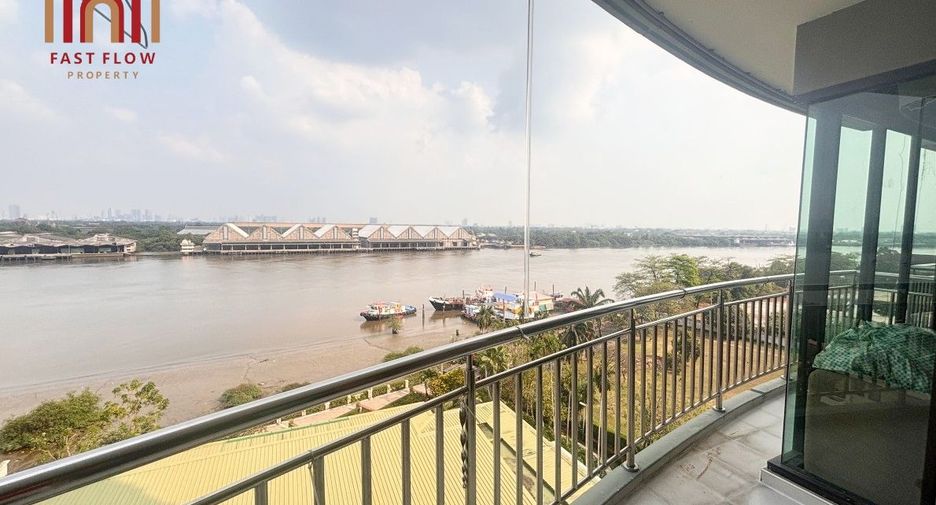 For sale 4 bedrooms condo in Yan Nawa, Bangkok