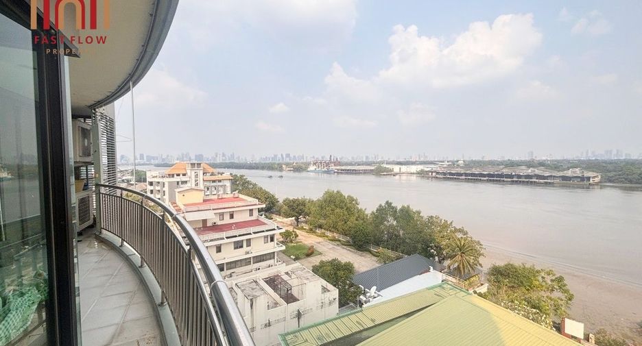 For sale 4 bedrooms condo in Yan Nawa, Bangkok