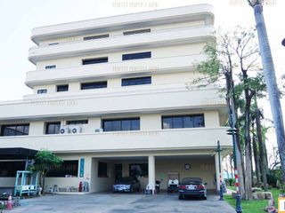 For sale 20 bed warehouse in Mueang Prachinburi, Prachin Buri