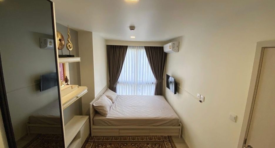 For sale 2 bedrooms condo in Huai Khwang, Bangkok