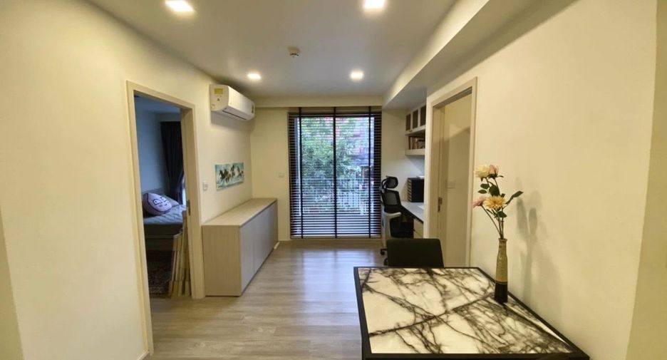 For sale 2 bedrooms condo in Huai Khwang, Bangkok