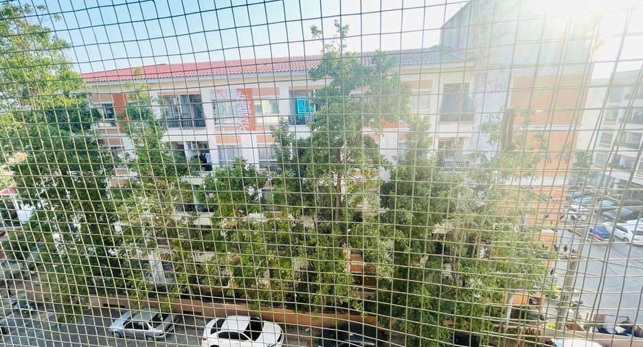 出售 1 卧室 公寓 在 Lam Luk Ka, Pathum Thani