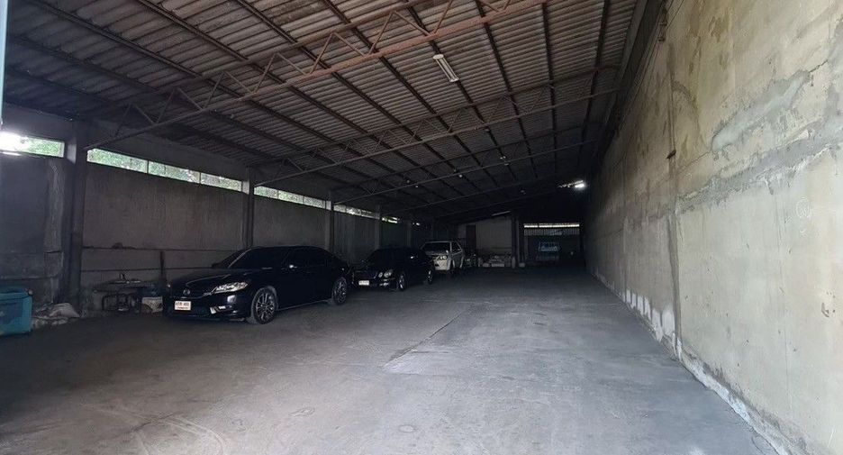 À vendre entrepôt à Phra Pradaeng, Samut Prakan