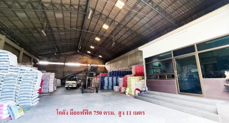 À vendre entrepôt à Phra Pradaeng, Samut Prakan