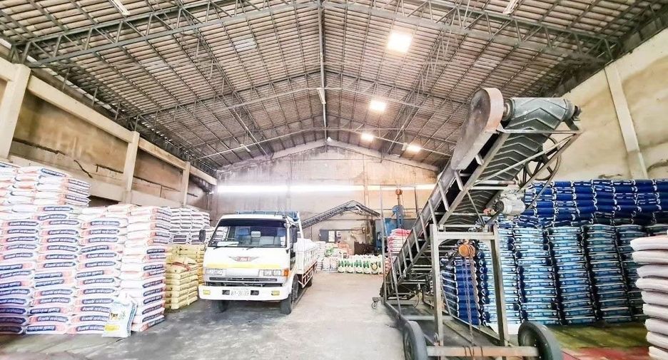 À vendre entrepôt à Phra Pradaeng, Samut Prakan